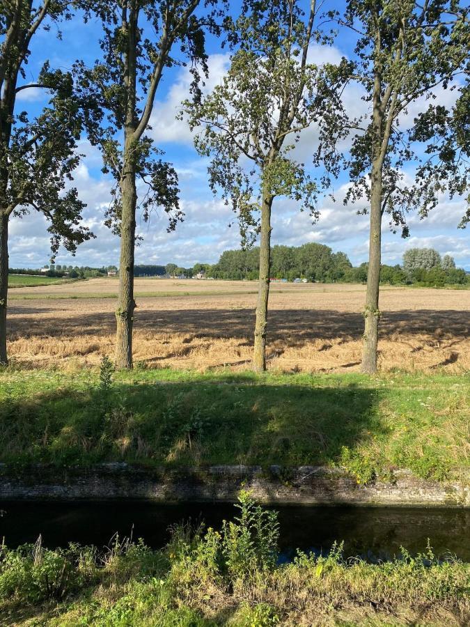 Huisje aan de Schelde Spiere Buitenkant foto